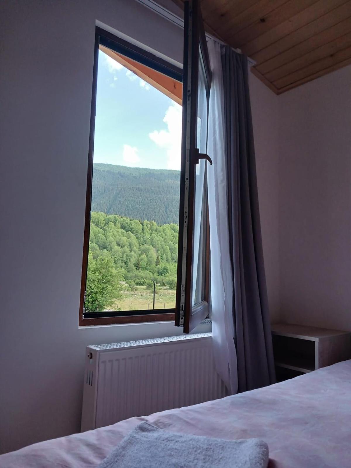 Cottage Qel Mestia Cameră foto
